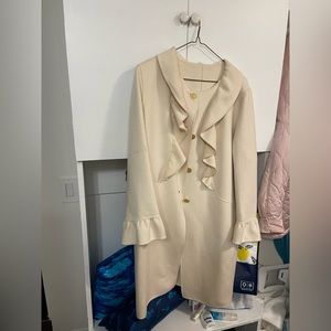 St John white coat